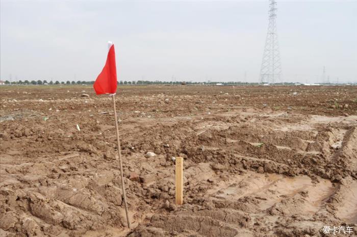 特斯拉上海工厂投产能否扭转销量？兼论网站建设服务的联动价值